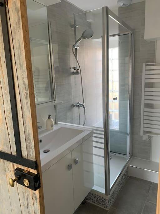 Duplex 6 Personnes Proche Disney A 5 Min En Voiture Coupvray Luaran gambar