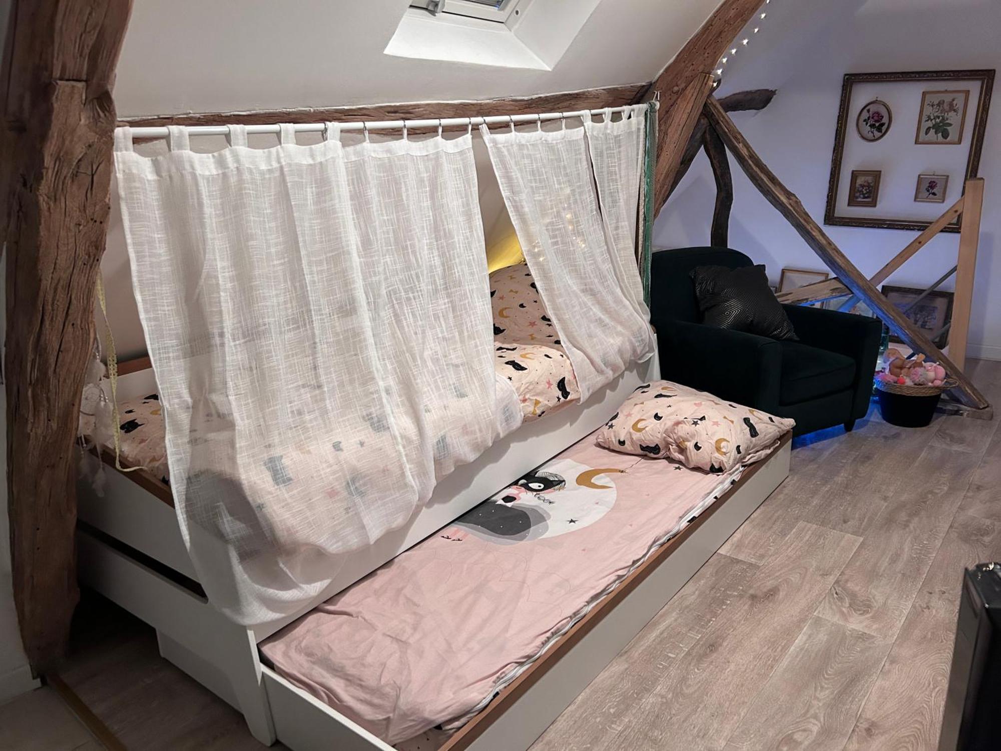 Duplex 6 Personnes Proche Disney A 5 Min En Voiture Coupvray Luaran gambar